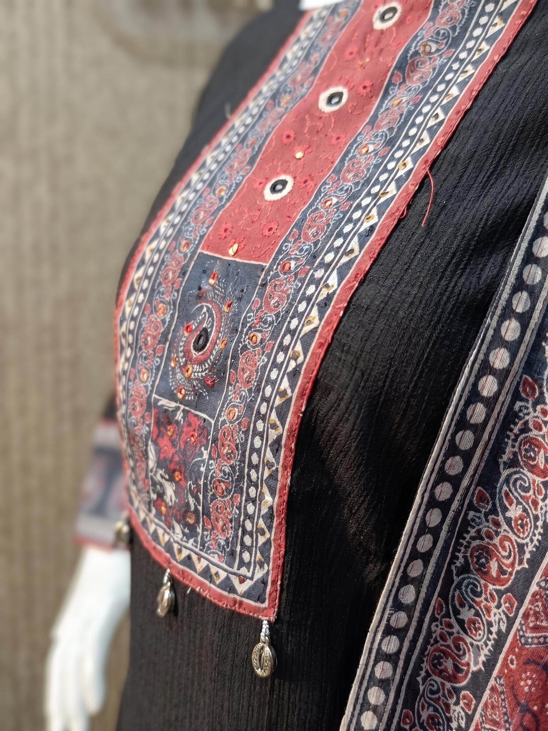 Jet Black Slub Cotton Kurta Pant Set with Printed Maroon Dupatta