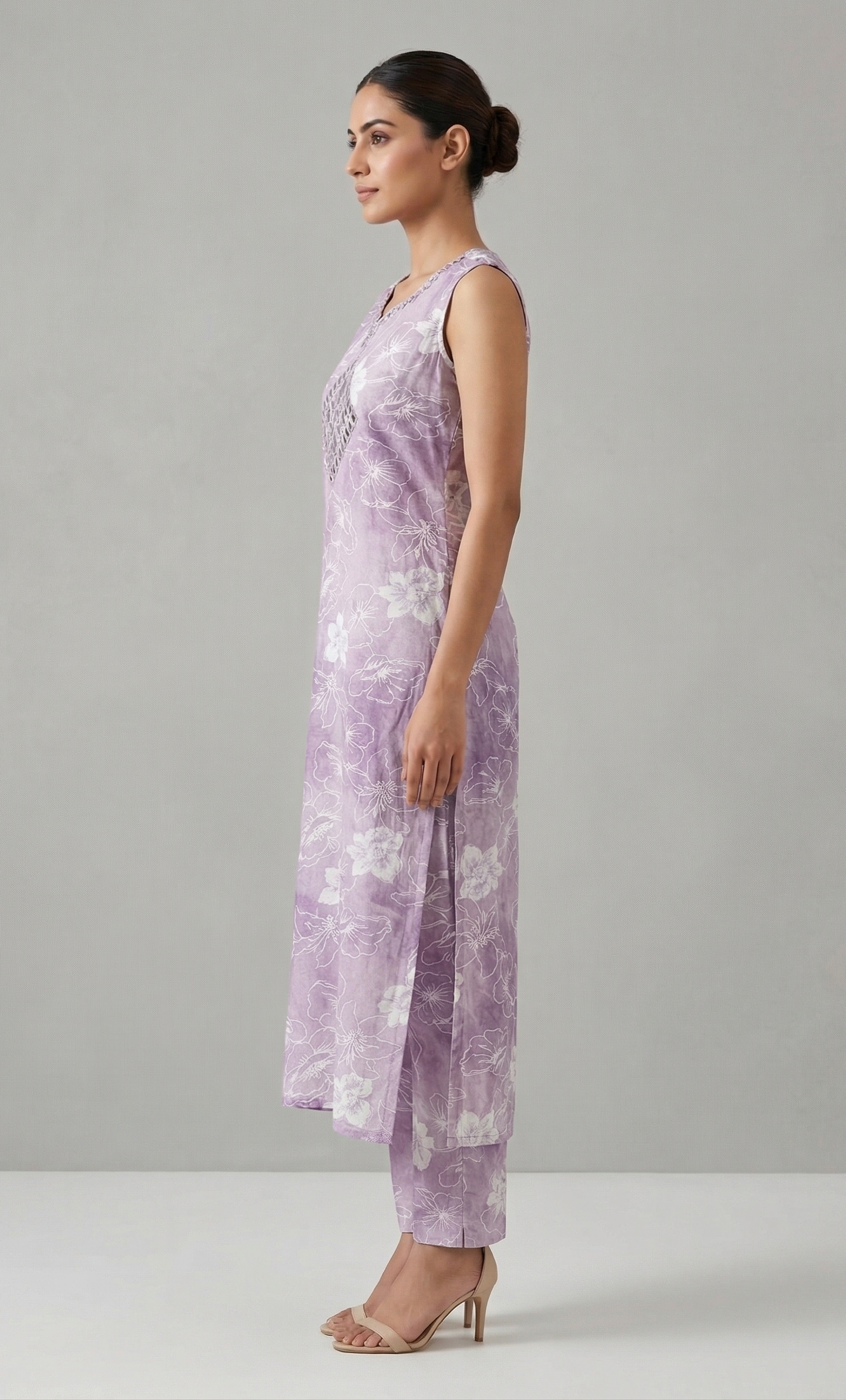 Lavender Tie-Dye  Sleevless Kurti Paint Set with Diamond Yoke Embroidery